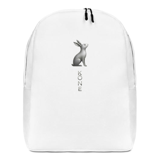 Mochila KÖNE blanca con logo gris, vista frontal con cremalleras dobles.