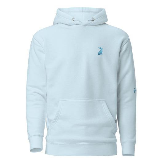 Sudadera blanca KÖNE con logo azul bordado, capucha de 3 paneles y bolsillo canguro.