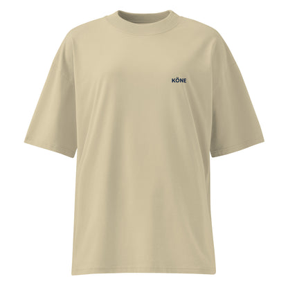 Detalle frontal de camiseta KÖNE de algodón orgánico