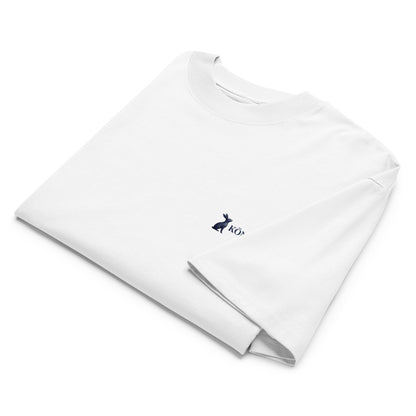 Camiseta KÖNE oversize de algodón orgánico, vista trasera mostrando corte amplio y hombros caídos
